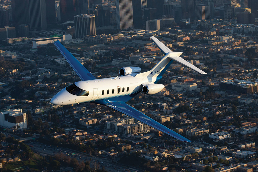 Business Skip the Lines | PlaneSense PC-24 Jet